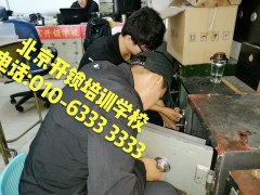 草b视频网站"